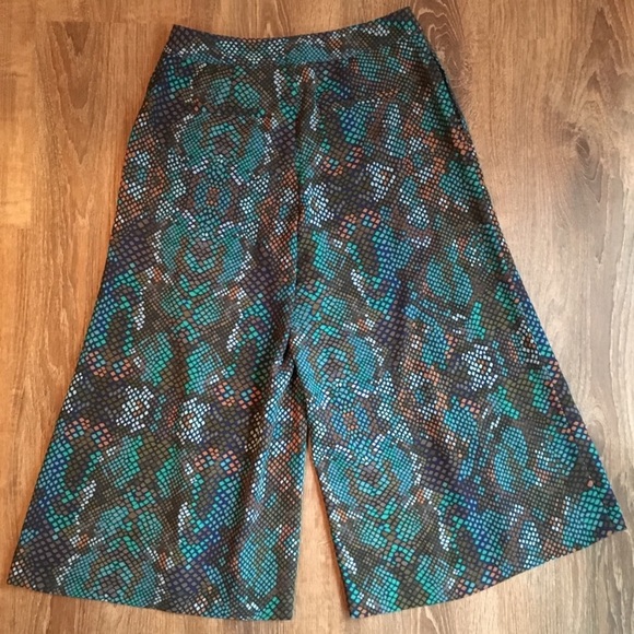 Anthropologie Essential Culotte Cropped Wide Leg Gaucho Snake Snakeskin Fall 4 - Picture 5 of 10